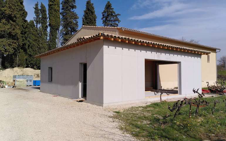 Les travaux du caveau avancent, doucement mais sûrement !